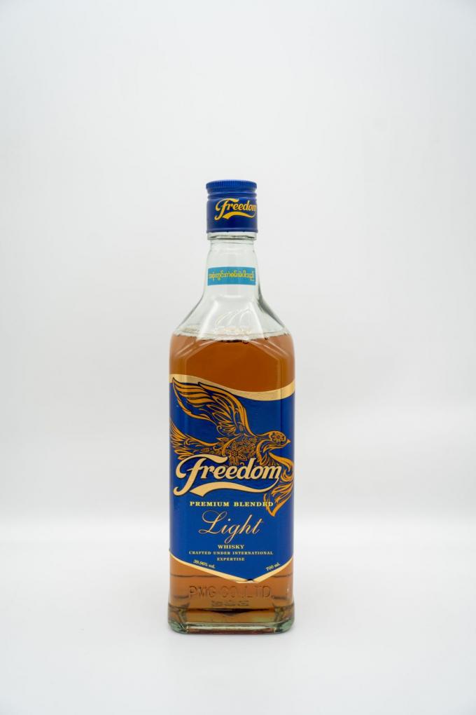 Etiquetas de botellas de adhesivos y condimentos personalizadas Etiquetas de etiquetas de etiquetas de papel y whisky 4