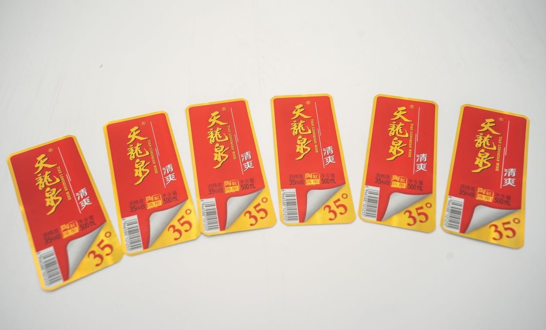 Características Impermeable Durable Tear-proof Oil-proof Resistente al calor-resistente a la estática-proof Brillante / mate Transparente / no transparente LABEL