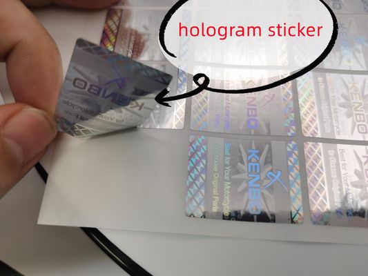 las etiquetas personalizadas son perfectas para las etiquetas holográficas etiquetas de código QR cambiables