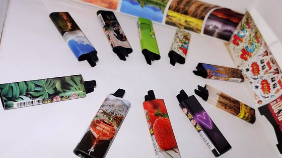 Etiquetas de nombres impermeables Etiquetas de impresión de pegatinas Etiquetas adhesivas de corte a presión de vinilo